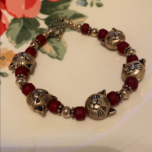Adorable cat face beaded bracelet set! - Picture 3 of 4